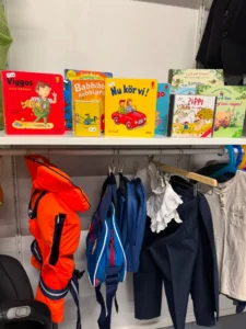 Barnböcker och diverse i Småtting i Ekenäs